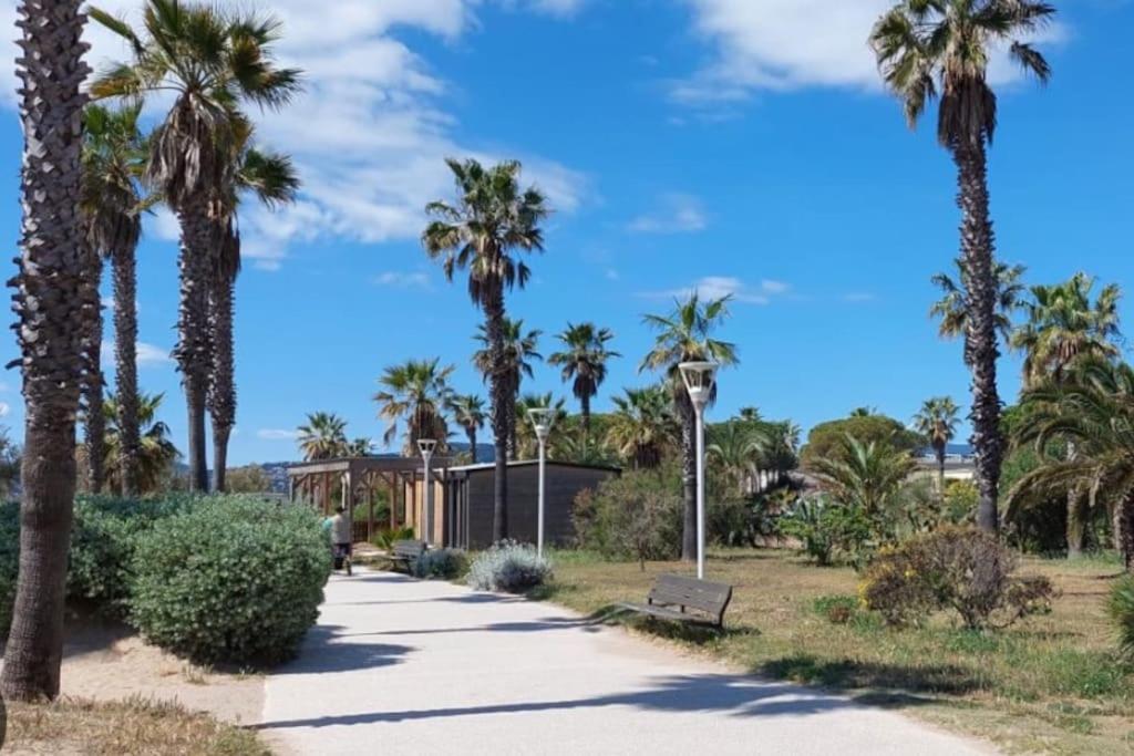 Bord De Et Base Nature Villa Fréjus